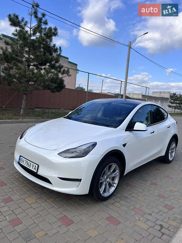Внедорожник / Кроссовер Tesla Model Y 2023 в Измаиле фото 10 Внедорожник / Кроссовер Tesla Model Y 2023 в Измаиле