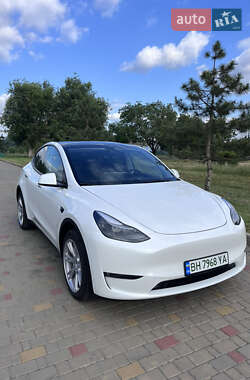 Внедорожник / Кроссовер Tesla Model Y 2023 в 