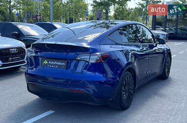 Позашляховик / Кросовер Tesla Model Y 2023 в 