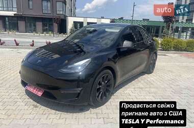Позашляховик / Кросовер Tesla Model Y 2022 в Львові