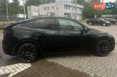 Внедорожник / Кроссовер Tesla Model Y 2022 в 