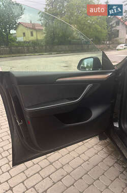Внедорожник / Кроссовер Tesla Model Y 2022 в 