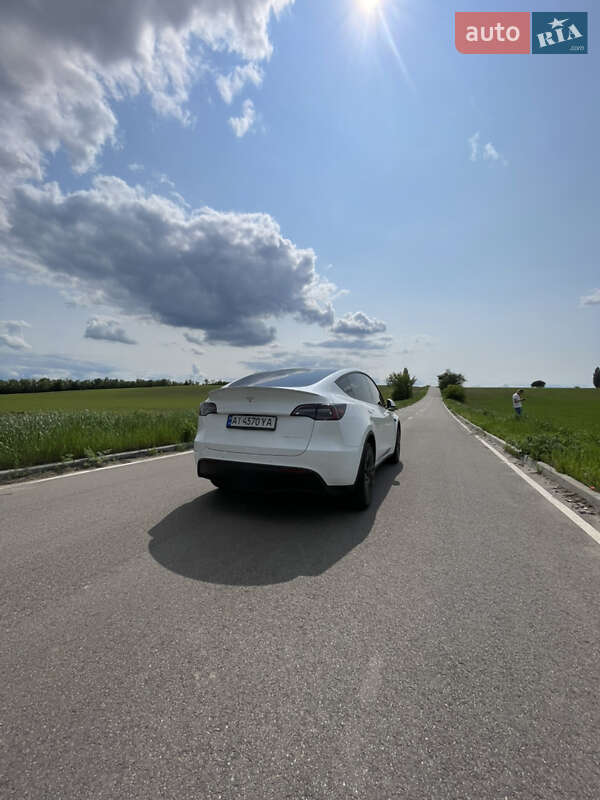 Позашляховик / Кросовер Tesla Model Y 2022 в Києві