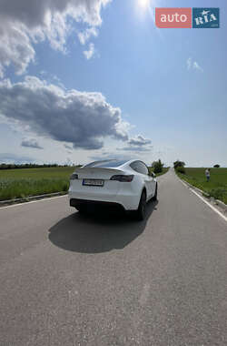 Внедорожник / Кроссовер Tesla Model Y 2022 в 