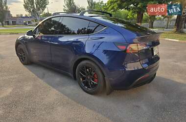 Внедорожник / Кроссовер Tesla Model Y 2023 в 