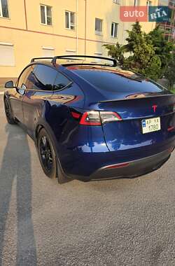 Внедорожник / Кроссовер Tesla Model Y 2023 в 