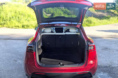 Позашляховик / Кросовер Tesla Model Y 2023 в 