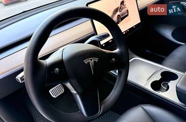 Внедорожник / Кроссовер Tesla Model Y 2023 в 