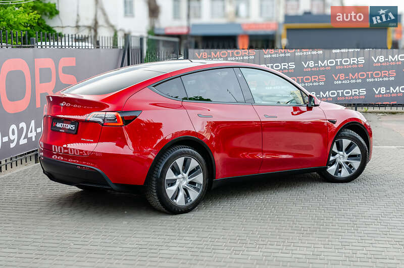 Внедорожник / Кроссовер Tesla Model Y 2021 в Киеве