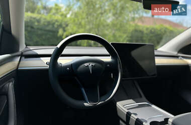 Внедорожник / Кроссовер Tesla Model Y 2023 в 