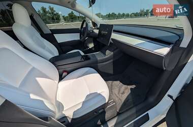 Внедорожник / Кроссовер Tesla Model Y 2022 в 