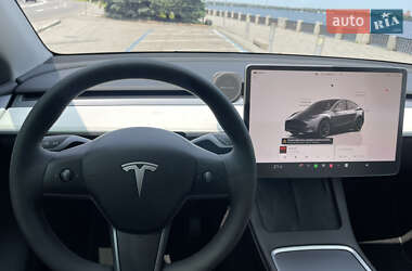 Внедорожник / Кроссовер Tesla Model Y 2023 в 