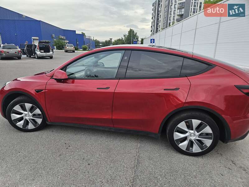 Внедорожник / Кроссовер Tesla Model Y 2023 в Львове