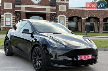 Позашляховик / Кросовер Tesla Model Y 2023 в 