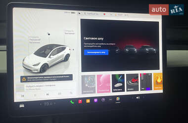 Внедорожник / Кроссовер Tesla Model Y 2023 в 