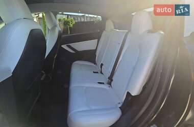 Внедорожник / Кроссовер Tesla Model Y 2021 в 