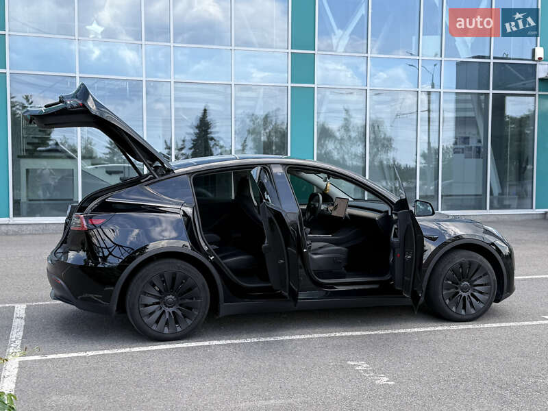 Внедорожник / Кроссовер Tesla Model Y 2023 в Днепре