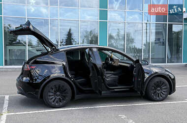 Внедорожник / Кроссовер Tesla Model Y 2023 в 