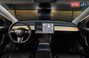 Позашляховик / Кросовер Tesla Model Y 2022 в 