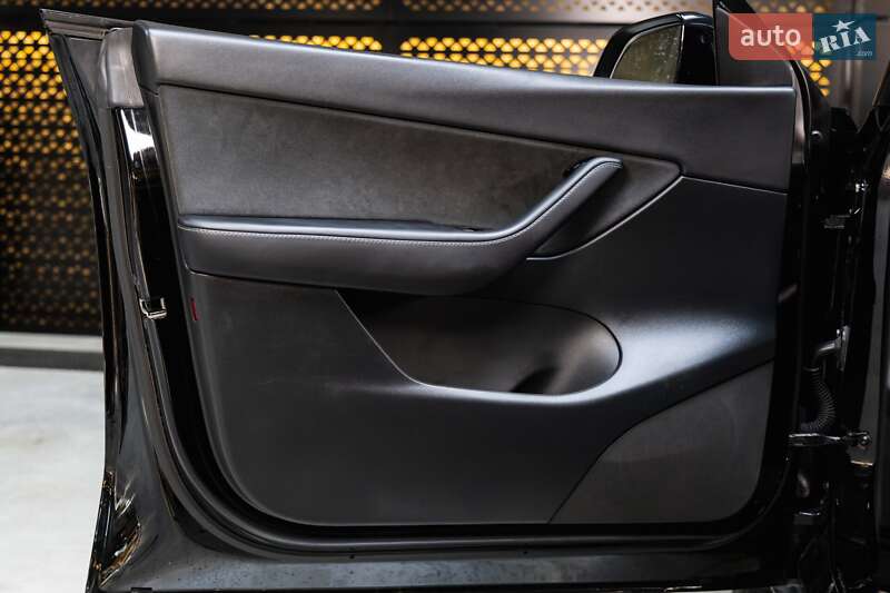 Внедорожник / Кроссовер Tesla Model Y 2022 в Луцке фото 16 Внедорожник / Кроссовер Tesla Model Y 2022 в Луцке