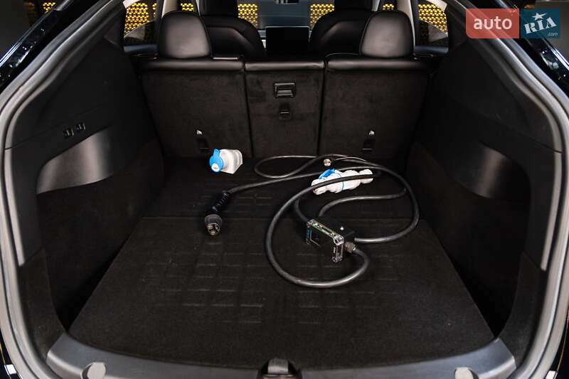 Внедорожник / Кроссовер Tesla Model Y 2022 в Луцке фото 30 Внедорожник / Кроссовер Tesla Model Y 2022 в Луцке