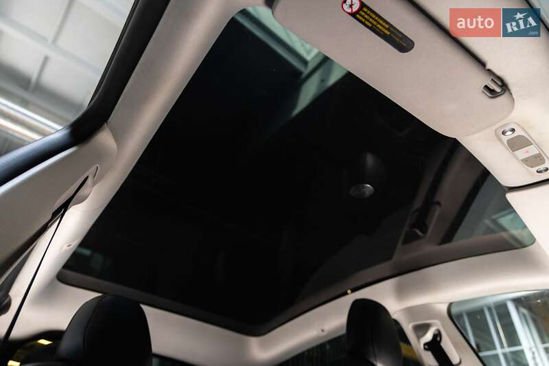 Внедорожник / Кроссовер Tesla Model Y 2022 в Луцке фото 26 Внедорожник / Кроссовер Tesla Model Y 2022 в Луцке