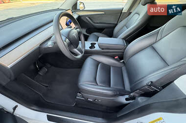 Внедорожник / Кроссовер Tesla Model Y 2023 в 