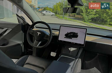 Внедорожник / Кроссовер Tesla Model Y 2022 в 