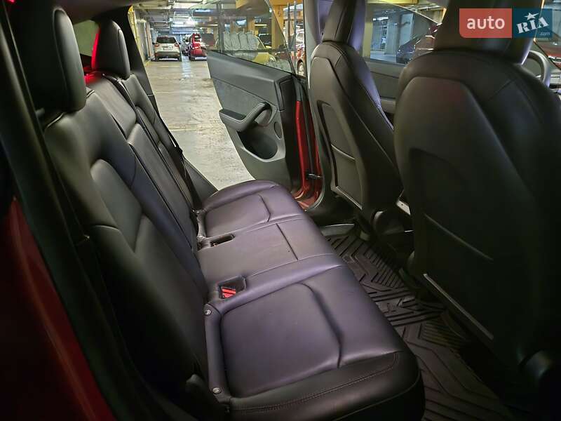 Внедорожник / Кроссовер Tesla Model Y 2022 в Киеве