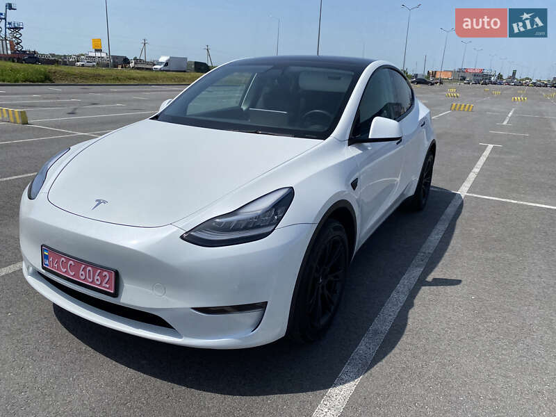 Внедорожник / Кроссовер Tesla Model Y 2021 в Львове