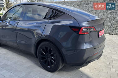 Внедорожник / Кроссовер Tesla Model Y 2021 в 