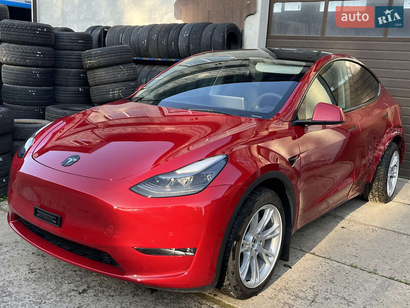 Внедорожник / Кроссовер Tesla Model Y 2022 в Стрые