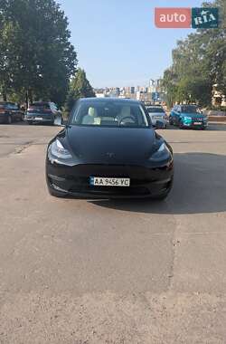 Внедорожник / Кроссовер Tesla Model Y 2023 в 