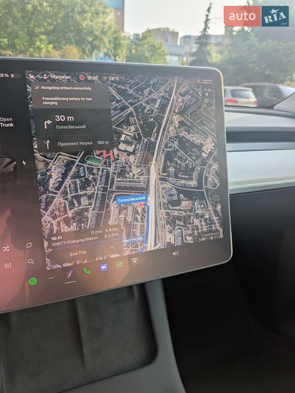 Внедорожник / Кроссовер Tesla Model Y 2023 в Киеве