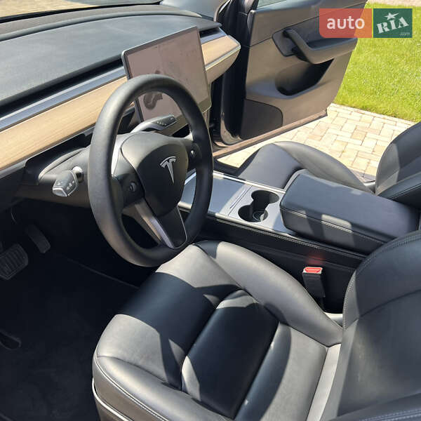 Внедорожник / Кроссовер Tesla Model Y 2022 в Виннице