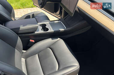 Внедорожник / Кроссовер Tesla Model Y 2022 в 