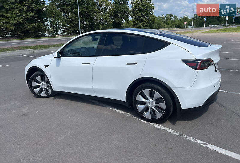 Внедорожник / Кроссовер Tesla Model Y 2022 в Киеве
