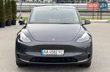 Внедорожник / Кроссовер Tesla Model Y 2024 в 