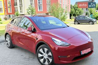 Внедорожник / Кроссовер Tesla Model Y 2021 в 