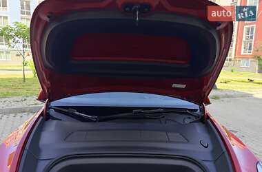 Внедорожник / Кроссовер Tesla Model Y 2021 в 