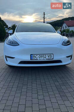 Внедорожник / Кроссовер Tesla Model Y 2023 в 