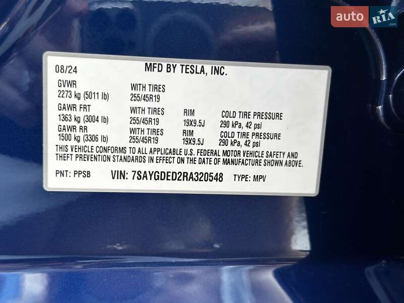 Внедорожник / Кроссовер Tesla Model Y 2024 в Киеве