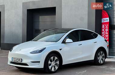 Позашляховик / Кросовер Tesla Model Y 2023 в 