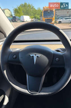 Внедорожник / Кроссовер Tesla Model Y 2022 в 