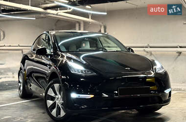 Внедорожник / Кроссовер Tesla Model Y 2021 в 