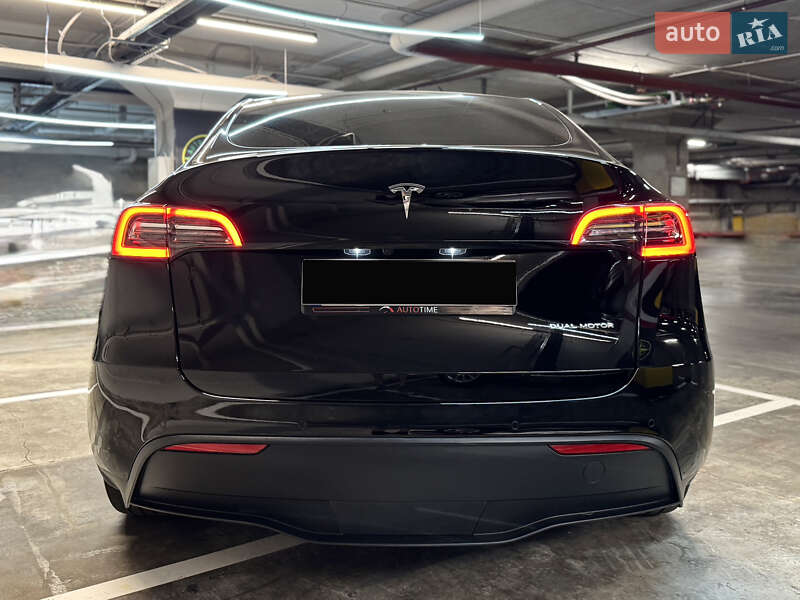 Внедорожник / Кроссовер Tesla Model Y 2021 в Днепре