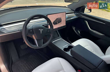 Внедорожник / Кроссовер Tesla Model Y 2023 в 