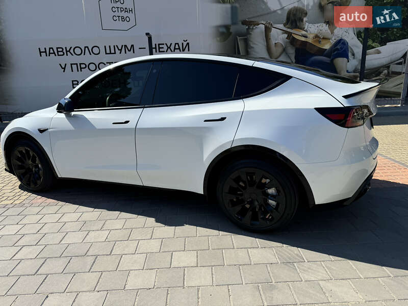 Внедорожник / Кроссовер Tesla Model Y 2021 в Одессе