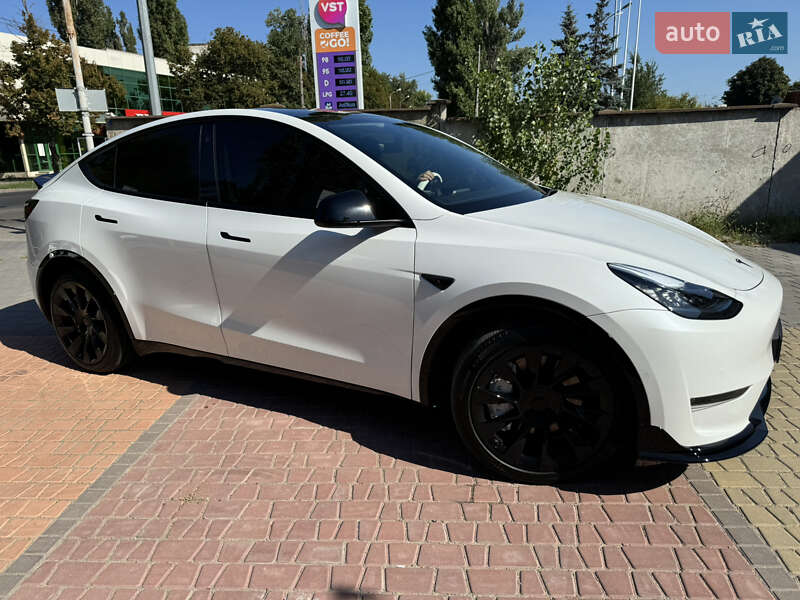 Внедорожник / Кроссовер Tesla Model Y 2021 в Одессе