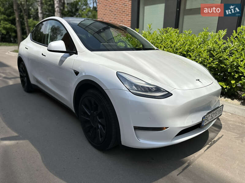 Позашляховик / Кросовер Tesla Model Y 2020 в Львові